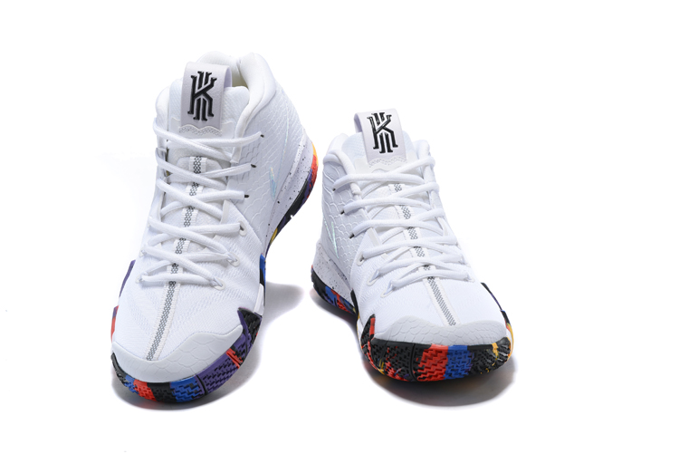 ナイキ カイリー4 EP NCAA（Ncaa kyrie 4 hot sale）