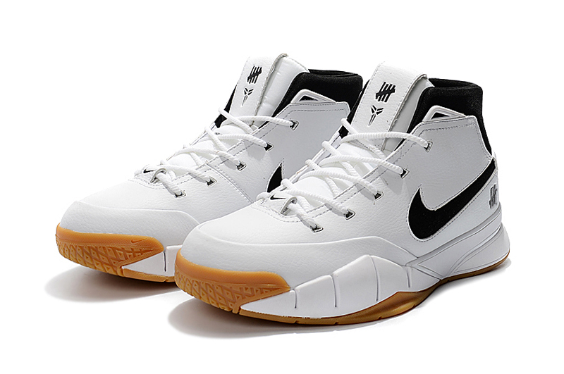 ナイキ コービー アンディフィーテッド NIKE KOBE 1 PROTRO UND 